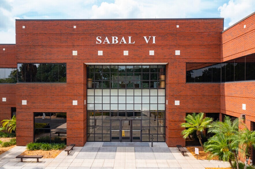 More Photos Of 3611 Queen Palm Dr, Tampa Office For Lease