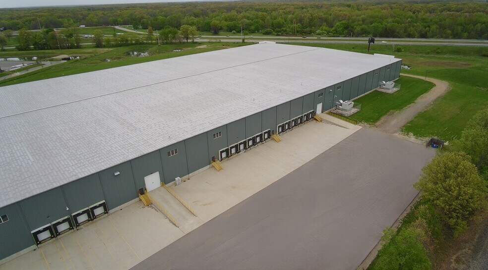 More Photos Of 211 Watkins Rd, Battle Creek Distribution For Lease