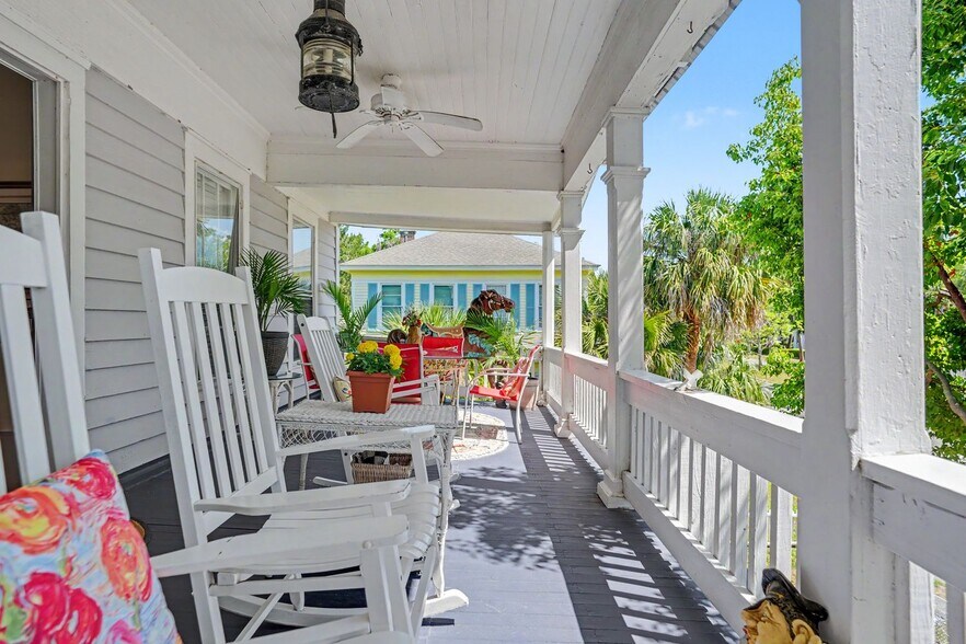 More Photos Of 209 Osborne St, Saint Marys Flex For Sale
