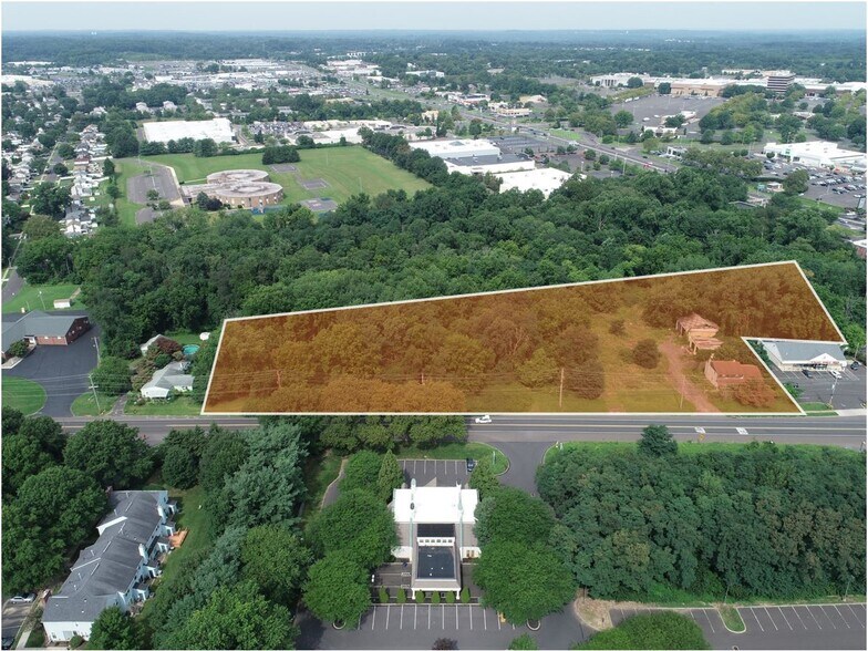 More Photos Of 106 Bristol Oxford Valley Rd, Langhorne Land For Sale