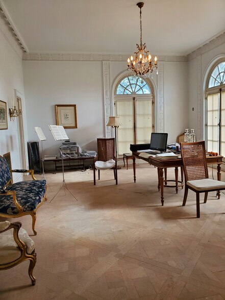 More Photos Of 8469 E Jefferson Ave, Detroit Office Residential For Sale