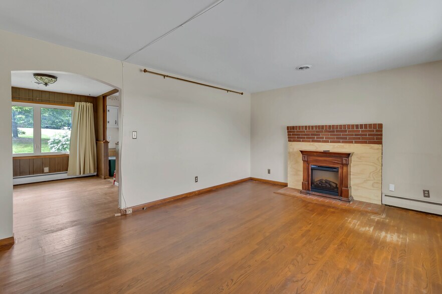 More Photos Of 1258 Stoney Run Rd, Hanover Industrial For Sale