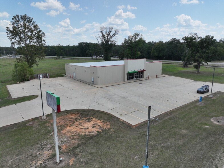 More Photos Of 5956 Main St, Pennington Freestanding For Sale