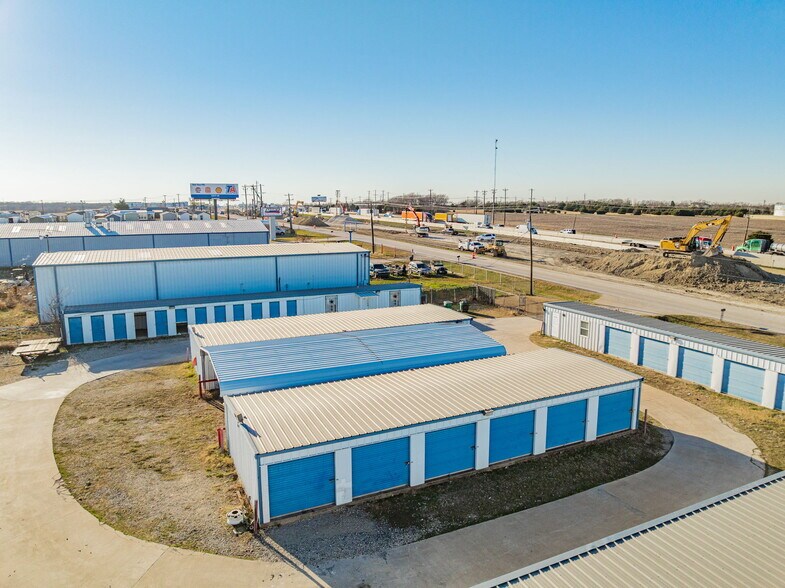 More Photos Of 4600 I-30 Frontage Rd, Rockwall Self Storage For Sale