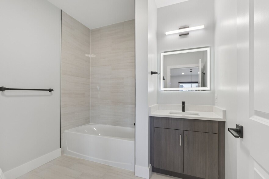 More Photos Of 34-40 Hudson St, Newark Apartments For Lease