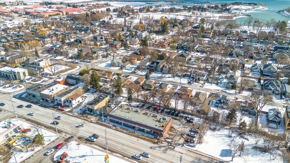 More Photos Of 600 Lakeshore Rd E, Mississauga Land For Sale