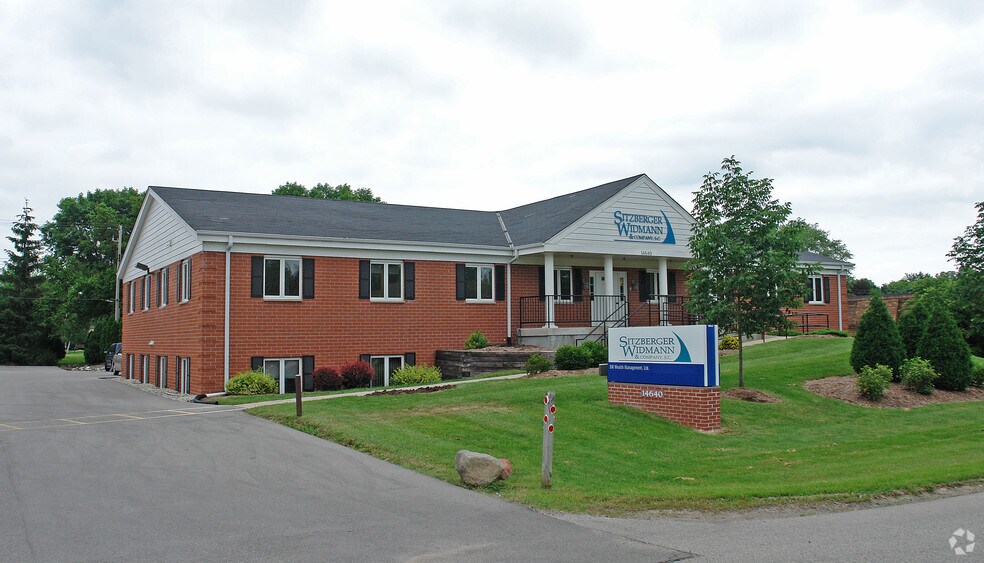More Photos Of 14640 W Greenfield Ave, Brookfield Office Residential For Lease