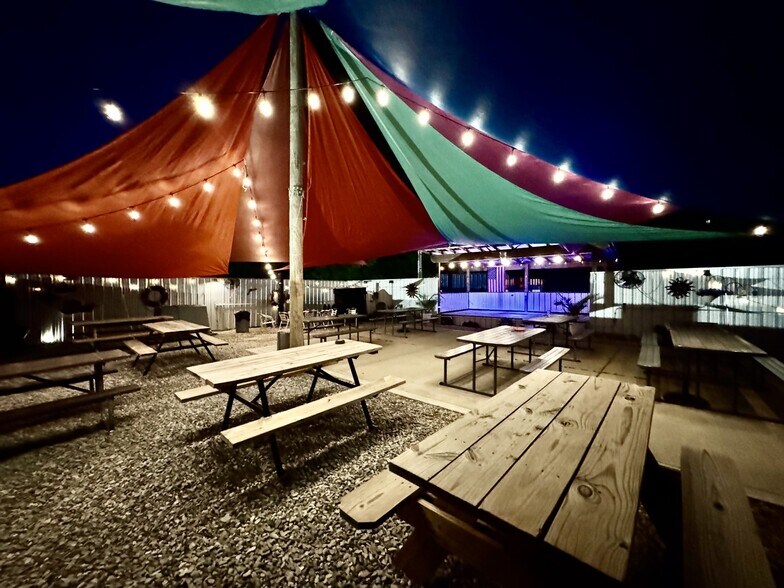 More Photos Of 125 Cypress Rd, Buchanan Restaurant For Sale