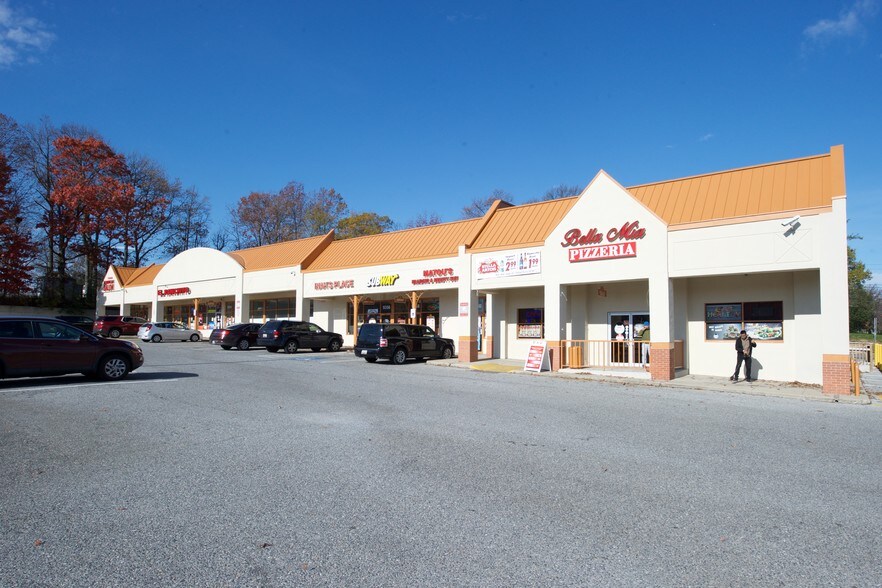 More Photos Of 9400-9560 Lanham Severn Rd, Lanham Seabrook Unknown For Lease