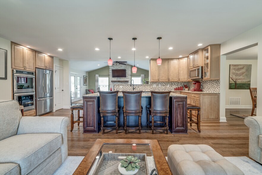 More Photos Of 12204 E County Road 76, Coyle Specialty For Sale