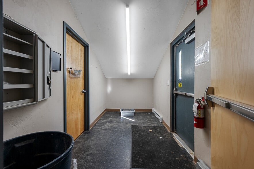 More Photos Of 10 Meadow Rd, Spencer Lodge Meeting Hall For Sale