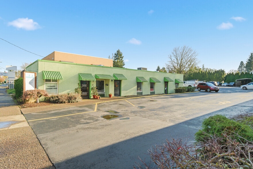 Primary Photo Of 2318 Pacific Ave, Forest Grove Office For Sale