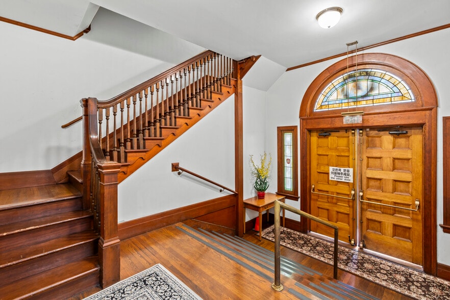 More Photos Of 13106 Bailey St, Whittier Religious Facility For Sale