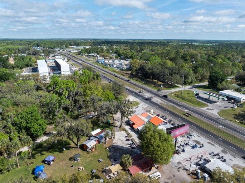 More Photos Of 337 S US Highway 17, East Palatka General Retail For Sale