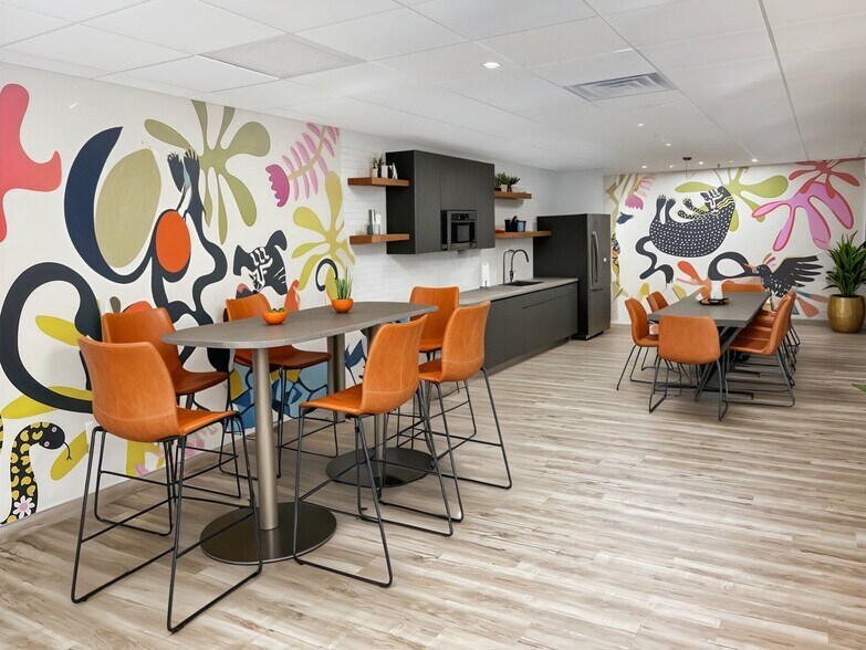 More Photos Of 2650 Camino del Rio N, San Diego Coworking Space