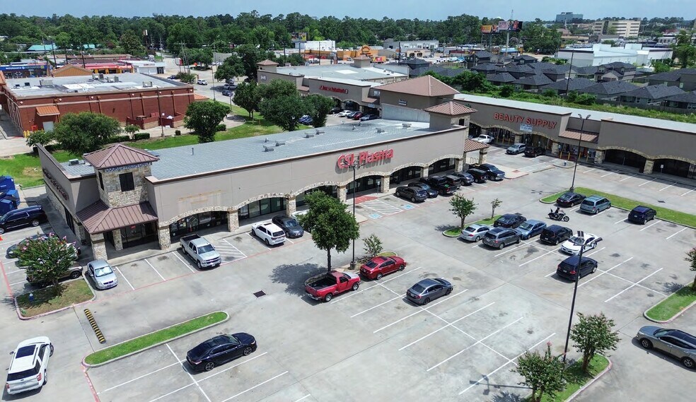 More Photos Of 1319 FM 1960 West, Houston Unknown For Lease
