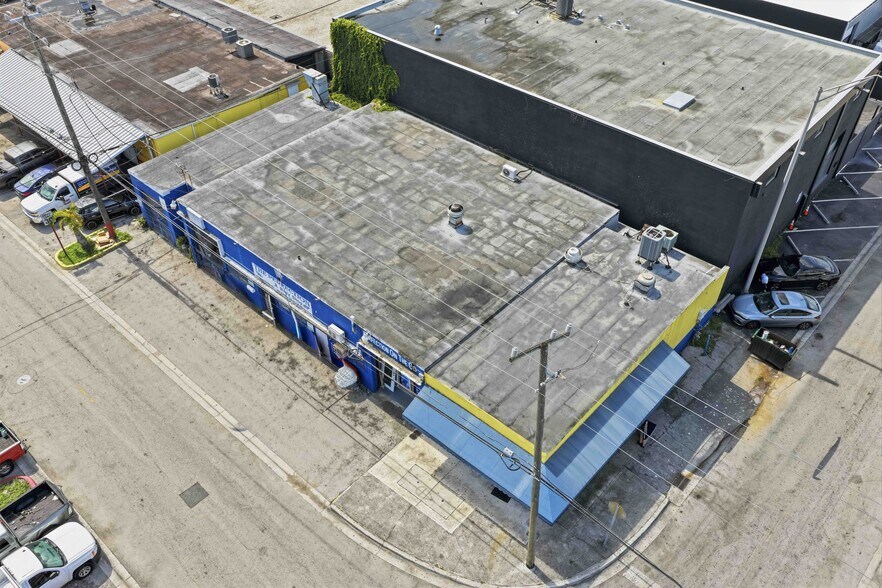 More Photos Of 1081 E 47th St, Hialeah Service Station For Sale