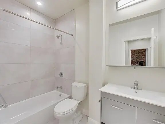 More Photos Of 124-132 Waverly Pl, San Francisco Apartments For Sale