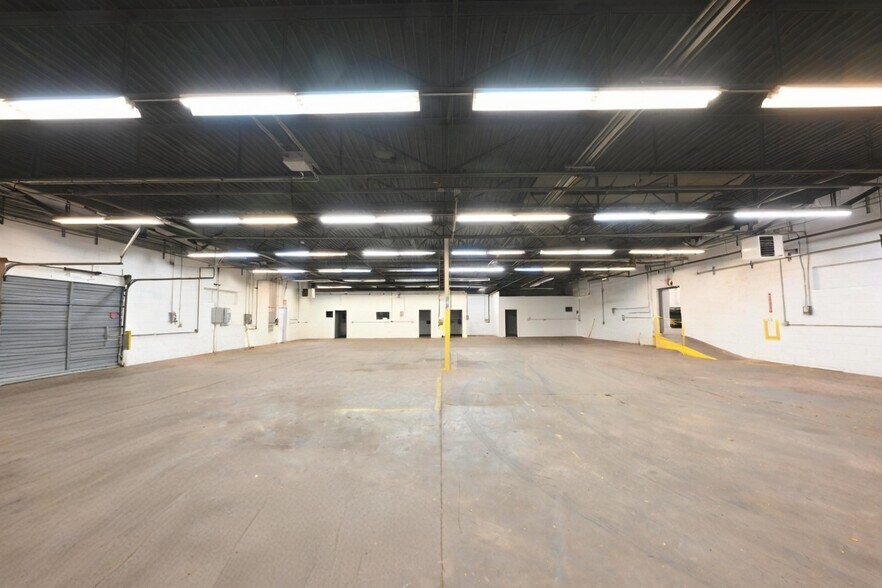 More Photos Of 425 N 3rd St, Allentown Warehouse For Lease