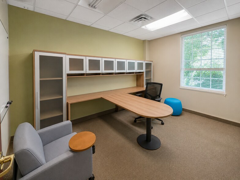 More Photos Of 120 Preston Executive Dr, Cary Office Residential For Lease