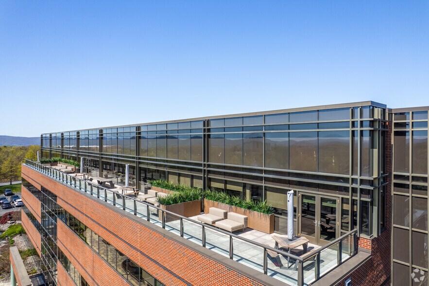 More Photos Of 100 Baltimore Dr, Wilkes Barre Office For Lease