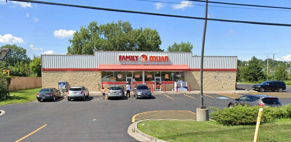 Primary Photo Of 1915 Erie Blvd E, Syracuse Freestanding For Sale