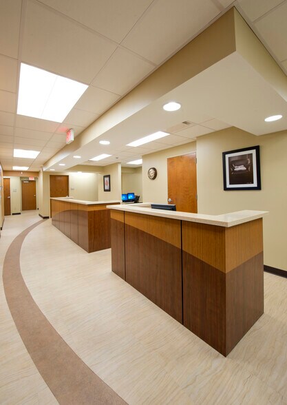 More Photos Of 315 Fort Williams St, Sylacauga Medical For Lease