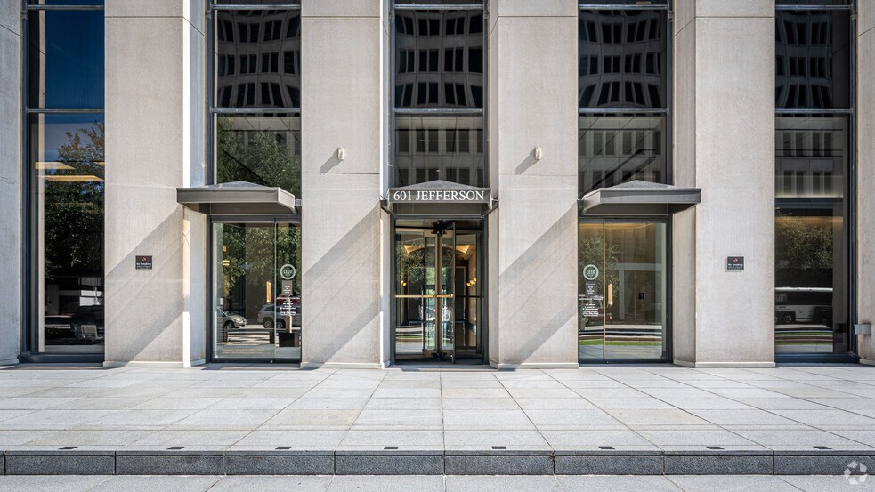 More Photos Of 601 Jefferson St, Houston Office For Lease