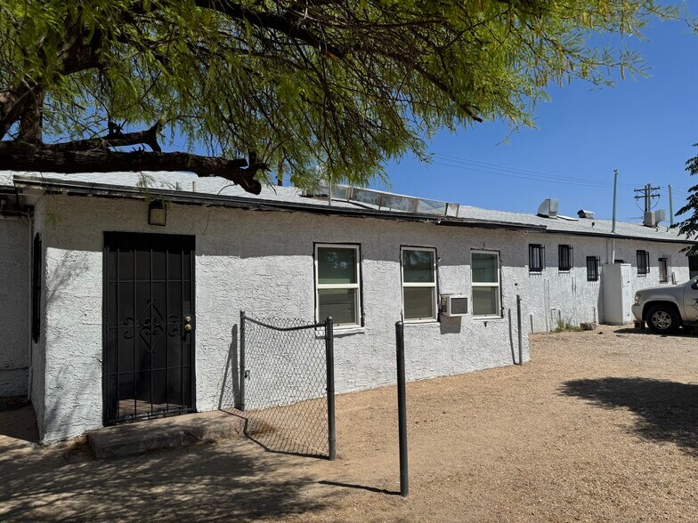 Primary Photo Of 19 W Veterans Blvd, Tucson Apartments For Sale