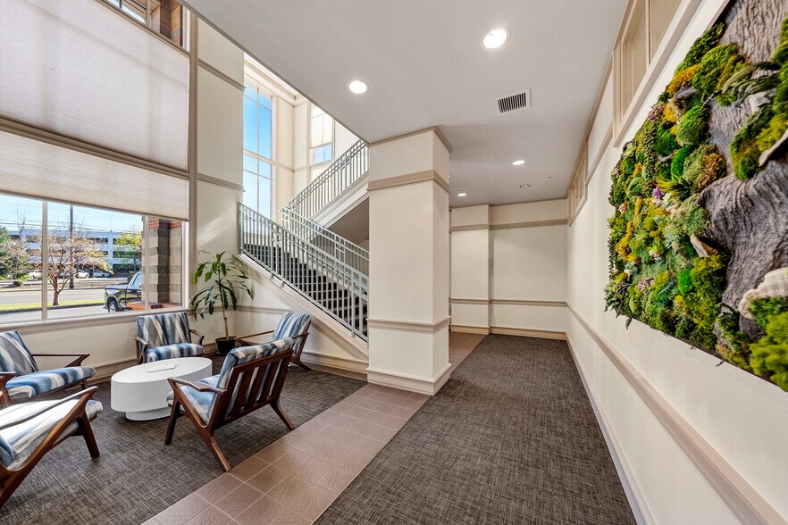 More Photos Of 1501 E McAndrews Rd, Medford Medical For Lease