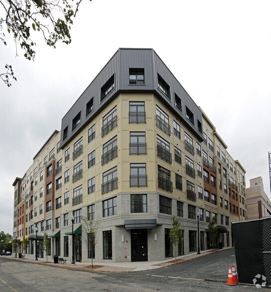 Primary Photo Of 28 Valley, Montclair Coworking Space