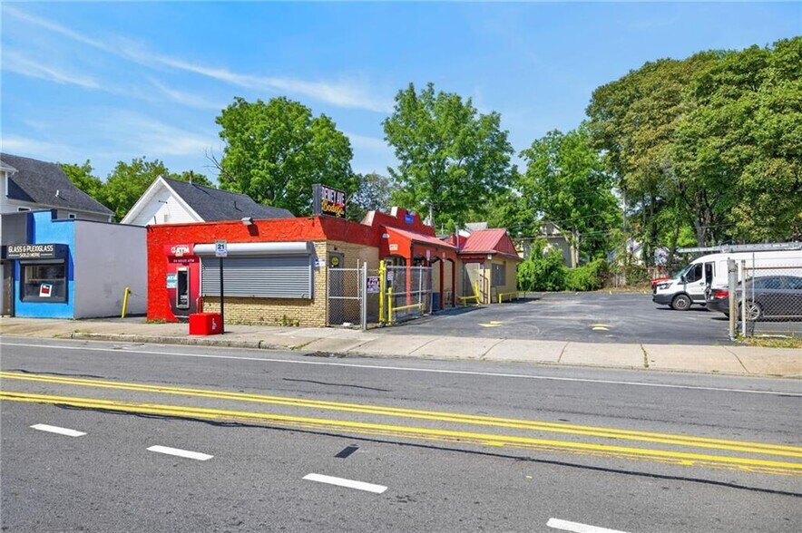 More Photos Of 739 Dewey Ave, Rochester Freestanding For Sale