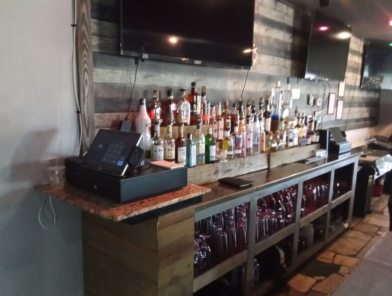 More Photos Of 35242 General Mahone Blvd, Ivor Convenience Store For Sale