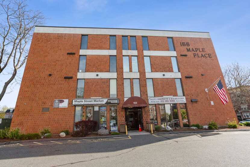 More Photos Of 155 Maple St, Springfield Medical For Lease