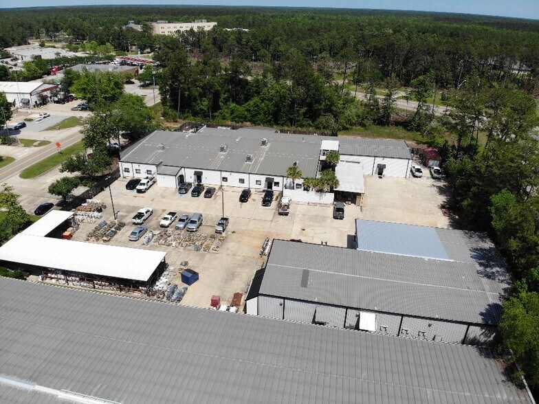 More Photos Of 29080 -29092 Krentel Rd, Lacombe Flex For Sale