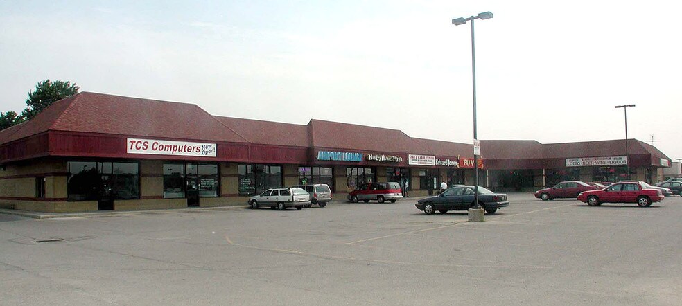 More Photos Of 7130 Airport Hwy, Holland Storefront For Lease