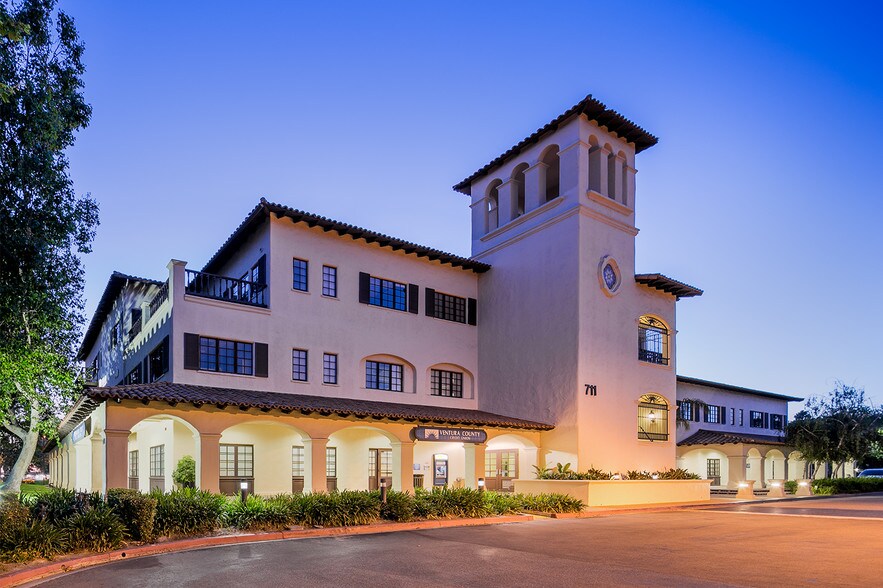 More Photos Of 711 E Daily Dr, Camarillo Loft Creative Space For Lease