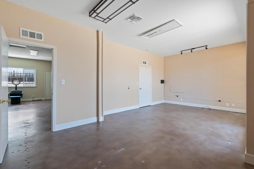 More Photos Of 4141 E Gettysburg Ave, Fresno Freestanding For Sale