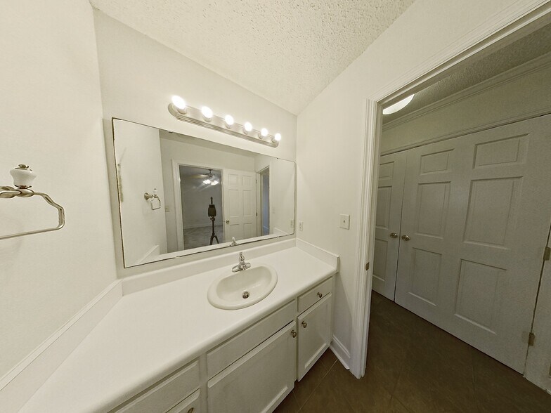 More Photos Of , Spartanburg Multifamily For Sale