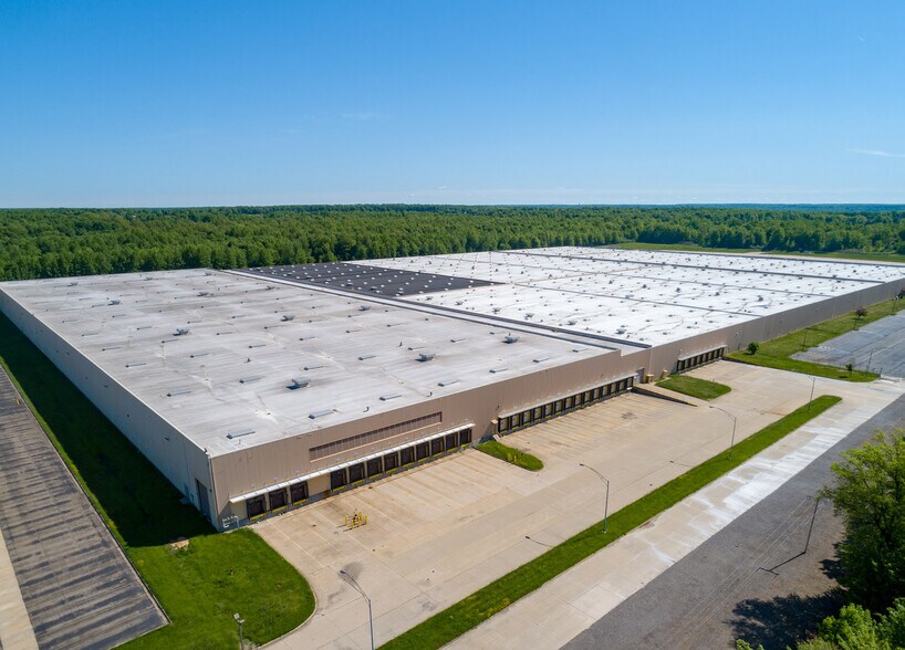 Primary Photo Of 541 Perkins Jones Rd NE, Warren Warehouse For Lease