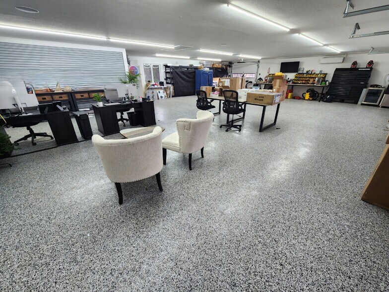 More Photos Of 102 County Road 180, Leander Loft Creative Space For Sale