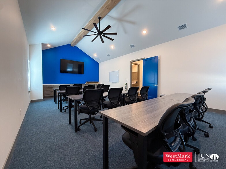 More Photos Of 11426 County Road 2220, Lubbock Industrial For Sale