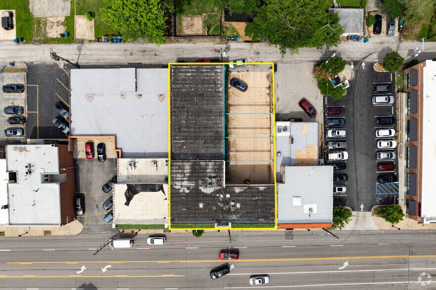 More Photos Of 1031-1035 S Big Bend Blvd, Saint Louis General Retail For Sale
