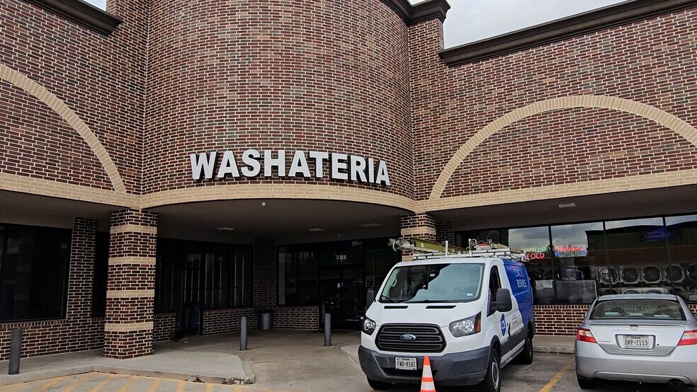 Primary Photo Of 10715 Sagetree Dr, Houston General Retail For Lease