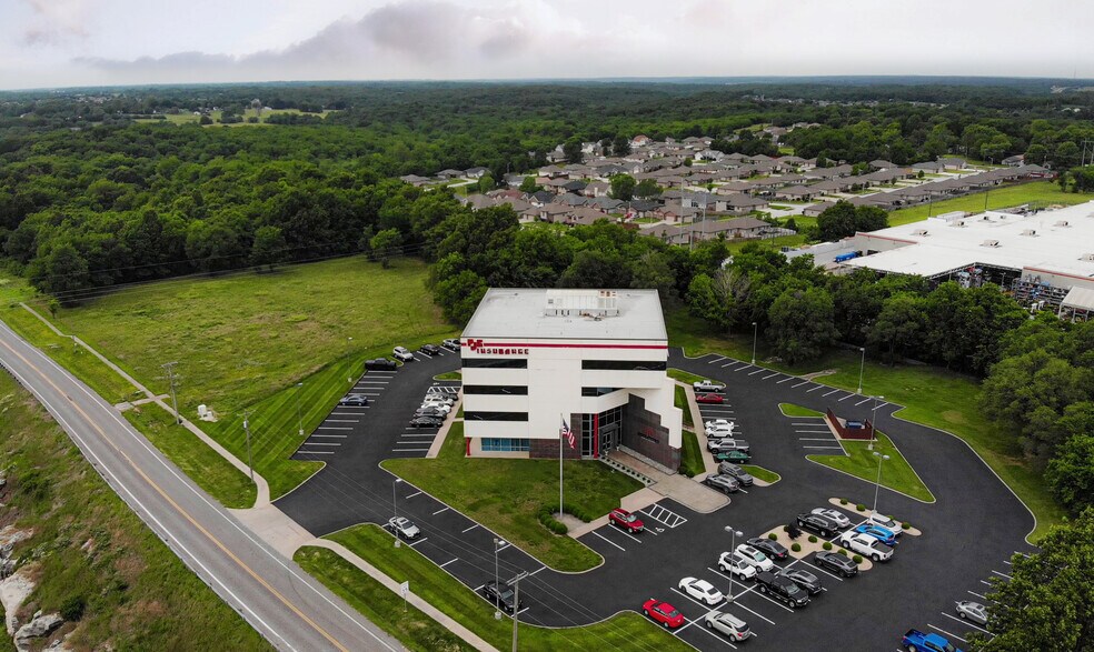 More Photos Of 1801 W Norton Rd, Springfield Office For Sale