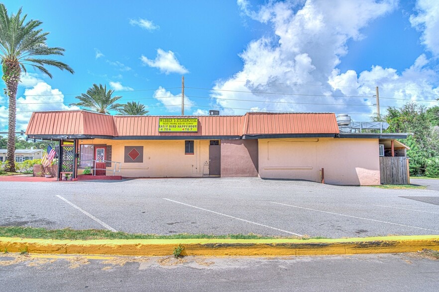 More Photos Of 2017 S Ridgewood Ave, South Daytona Restaurant For Sale