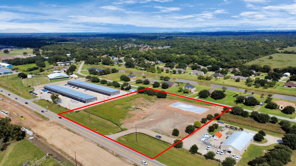 More Photos Of 3420 FM 723, Rosenberg General Retail For Lease