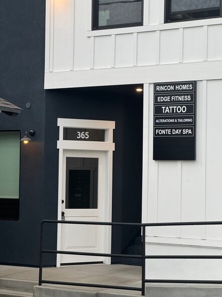 More Photos Of 363-371 N Old Newport Blvd, Newport Beach Freestanding For Lease