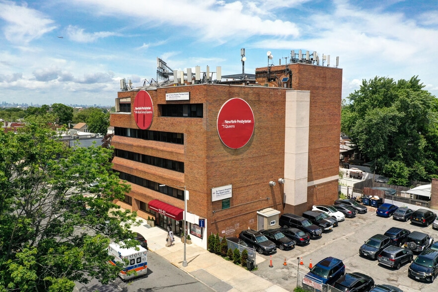 More Photos Of 163-03 Horace Harding Expy, Fresh Mdws, Fresh Meadows Medical For Sale