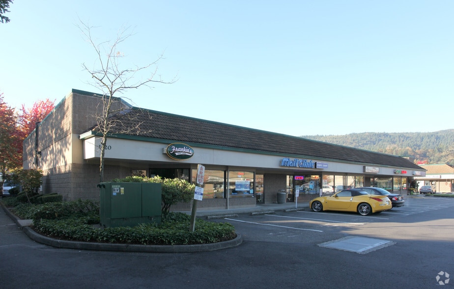 More Photos Of 1420 NW Gilman Blvd, Issaquah General Retail For Lease
